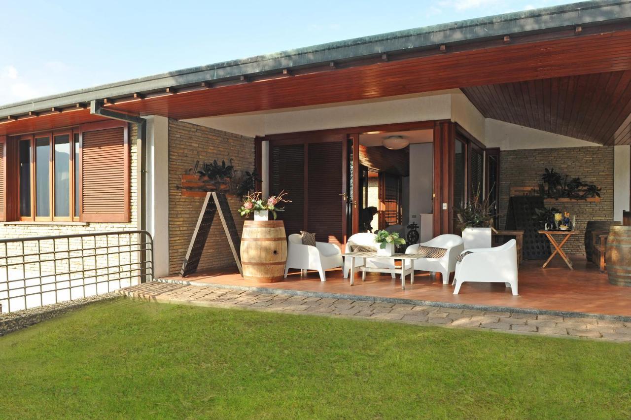Villa Smeraldo Sale Marasino Exterior photo
